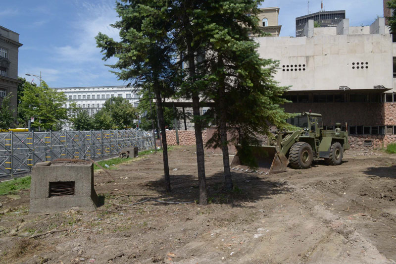 Багери испред Генералштаба