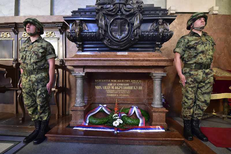Обележено 112 година од убиства Александра Обреновића и краљице Драге и 147. годишњица смрти кнеза Михаила