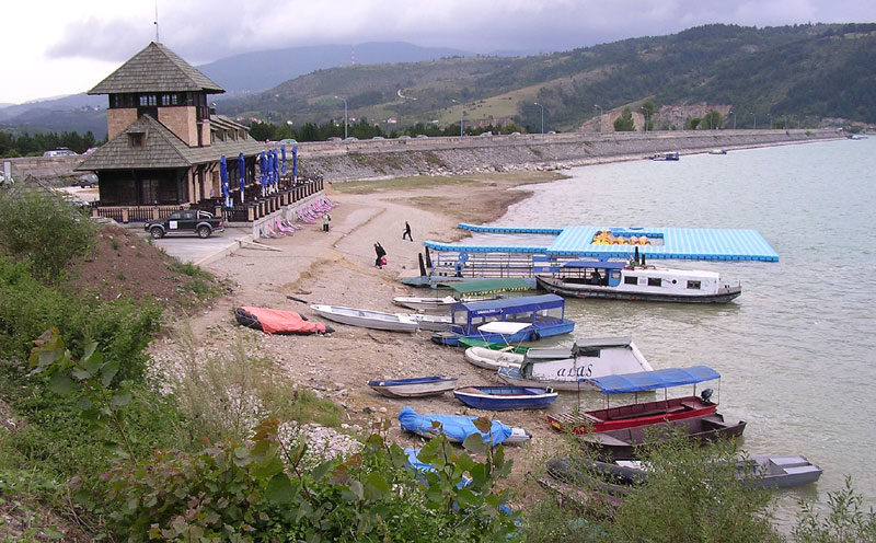 Кањон Увца чека камп