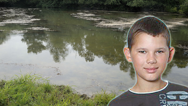 Урош Илић испричао мајци: Пружио сам штап Стефану, али сам га пустио, јер сам се плашио да не упаднем у воду