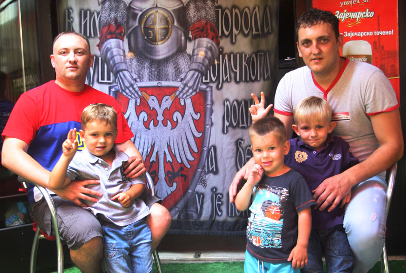 Бањалучки витeзови уз орлиће