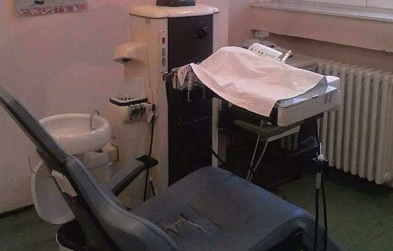 Пожега: Поправка зуба уз фар трактора