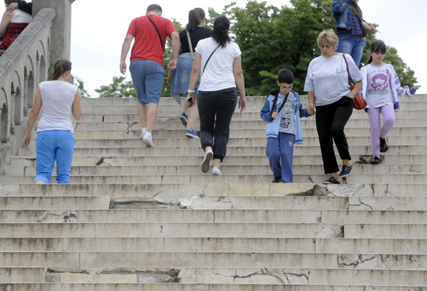 Степенице у Београду да ноге поломиш
