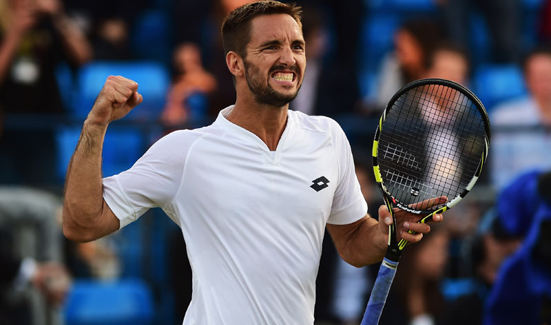 Троицки наставља са одличним партијама: Пао и Изнер за полуфинале Квинса