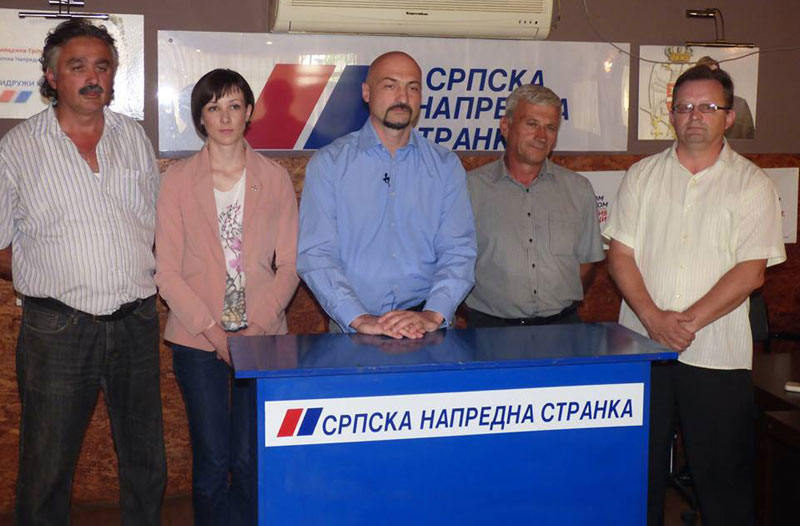 Трстеник: Напредњаци напустили власт!