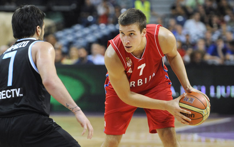 ВИДЕО: ФИБА се присетила тројки Богдановића