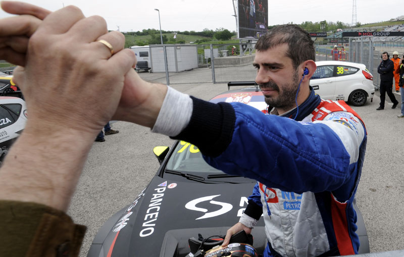 Брука организатора у Француској: Борковићу пустили химну Хеј Словени, Душан прекинуо интонирање 