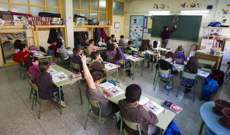 Више нема запошљавања преко везе?