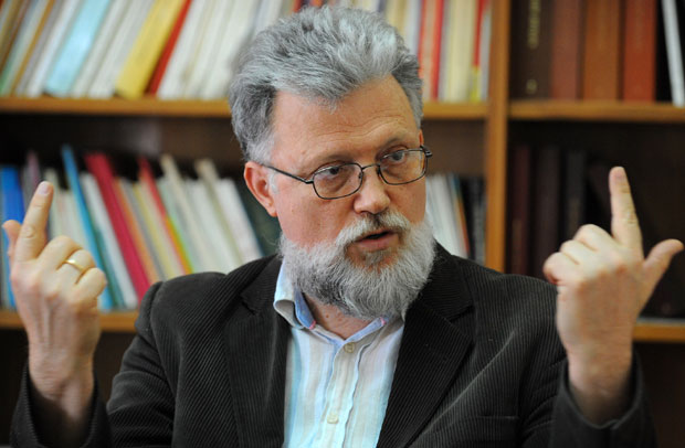 Урушавају Матицу српску!