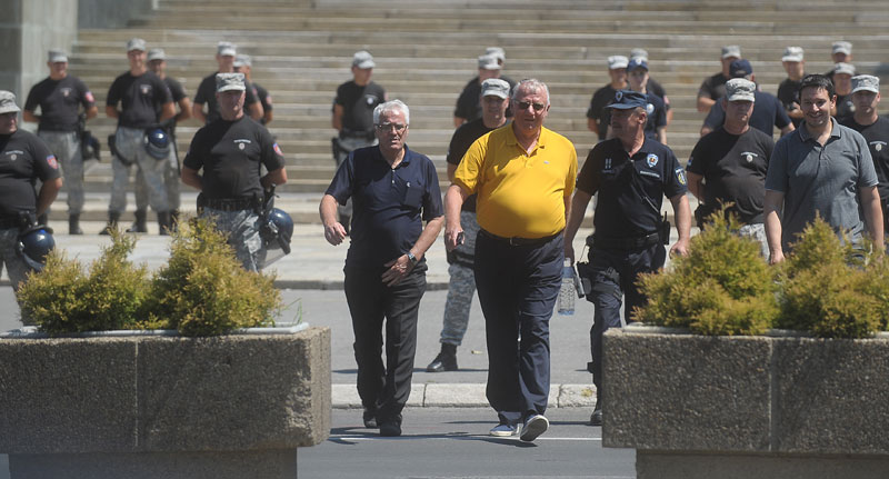 Шешељ пробио све блокаде