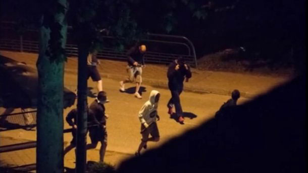 Навијачи дивљали у Сарајеву: Повређено 18 особа, Пољаци скандирали Ово је Србија