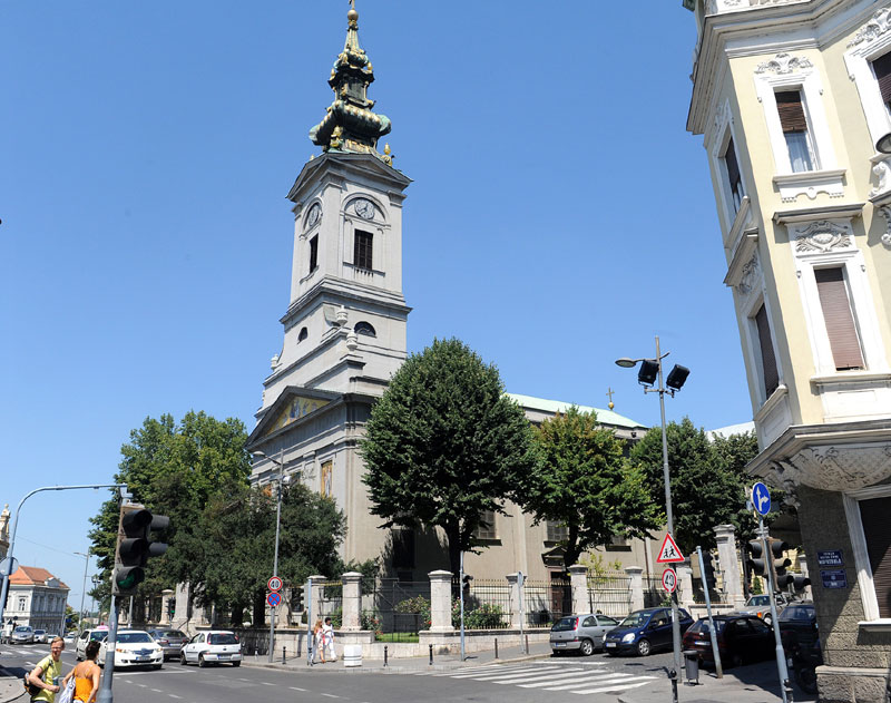 Наплата улазница у Саборну цркву у Београду - део комерцијализације СПЦ?