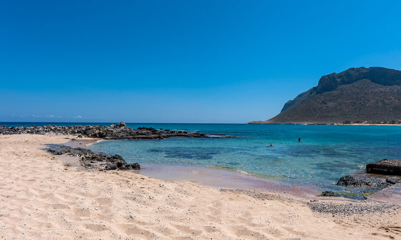 Деца воле топло море