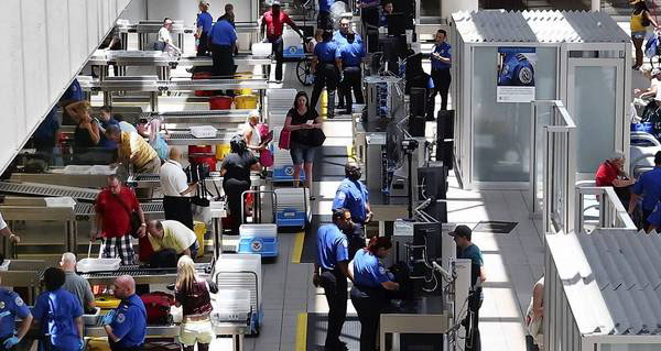 У авион с још мање пртљага