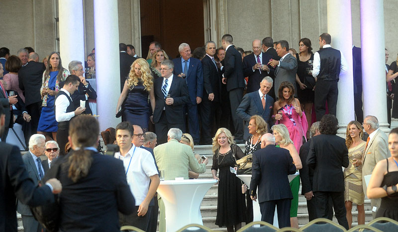 Рођендан Александра Карађорђевића: За 500 краљевских званица 100 агената