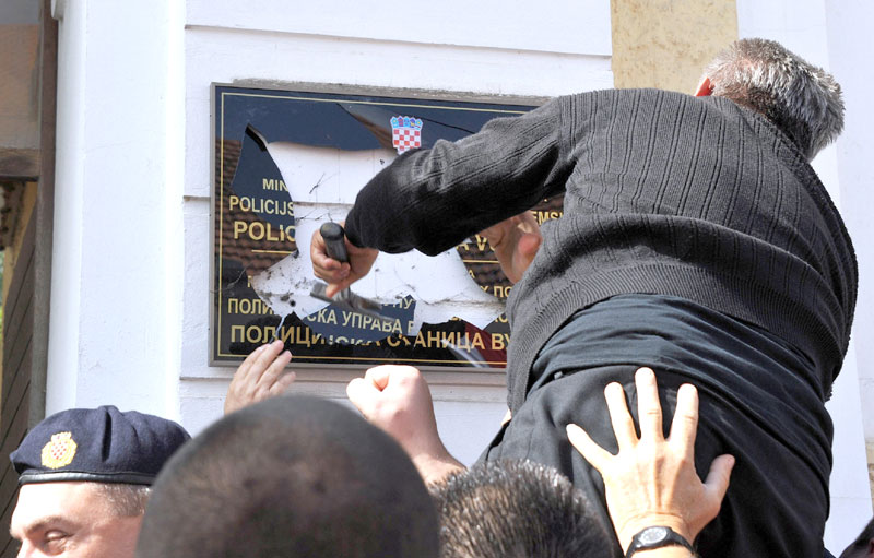 Запад воли да Балкан увек буде на ивици рата