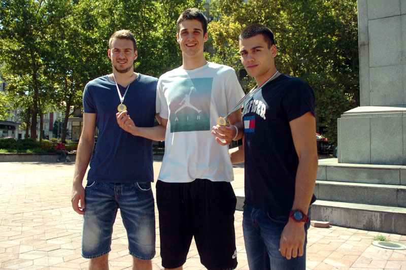 Гудурић: Дигли су руке од нас