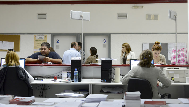 НСЗ: За мере запошљавања 2,8 милијарди динара у 2017.