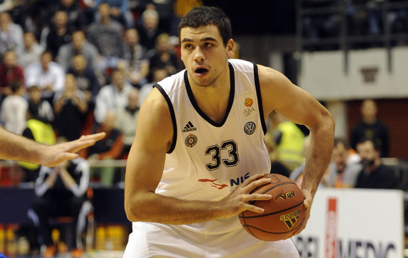 Партизан не рачуна на Безбрадицу