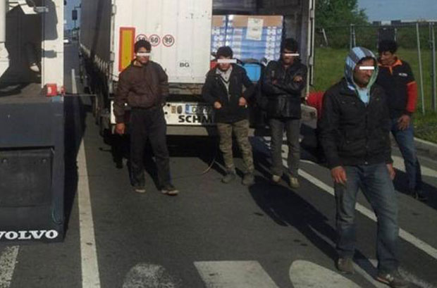 Спречено кријумчарење 13 миграната из Пакистана