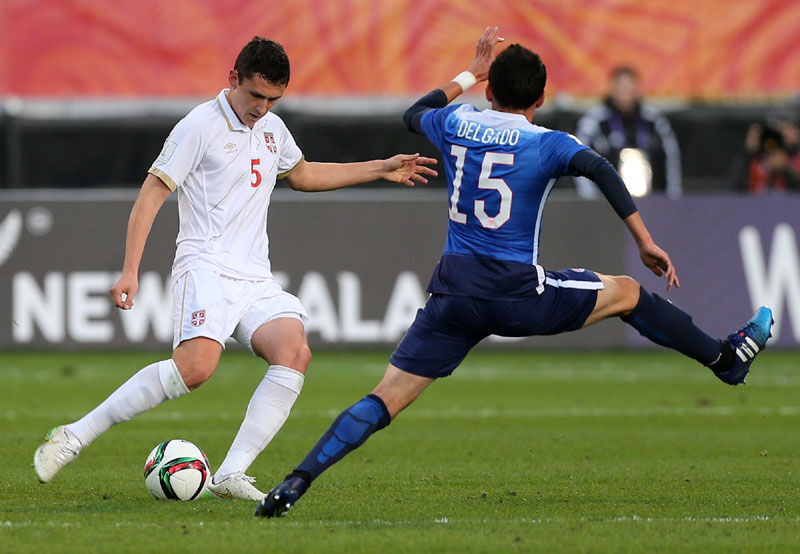 Тотенхем стопирао позајмицу Вељковића у Лидс