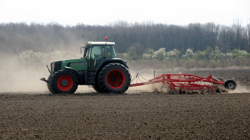 Плодне њиве нећемо дати будзашто