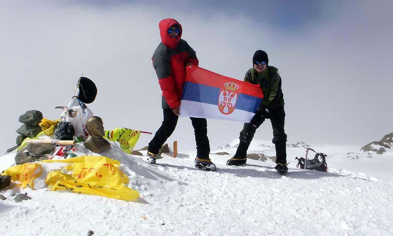 Срби освојили врх Лењин висок 7.134 метара