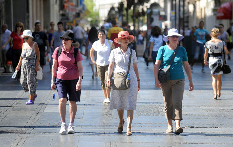 Швајцарци неће на чек
