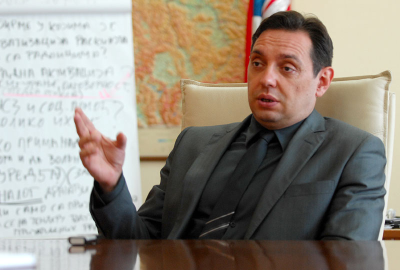 Вулин у Женеви о мигрантима