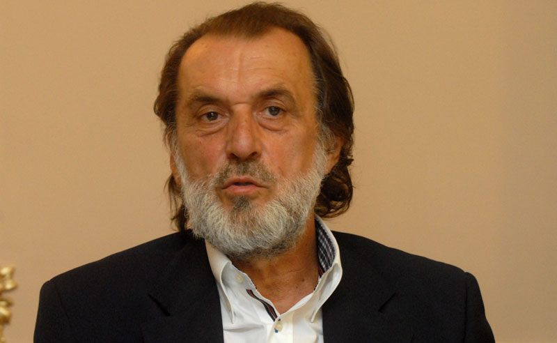 Вук Драшковић плаћа одшету Милану Радоњићу