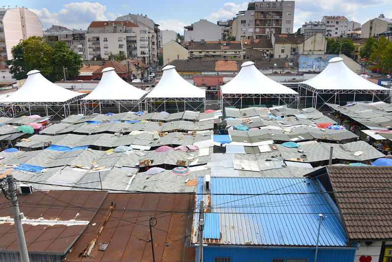 Велике куполе никле над Ђермом