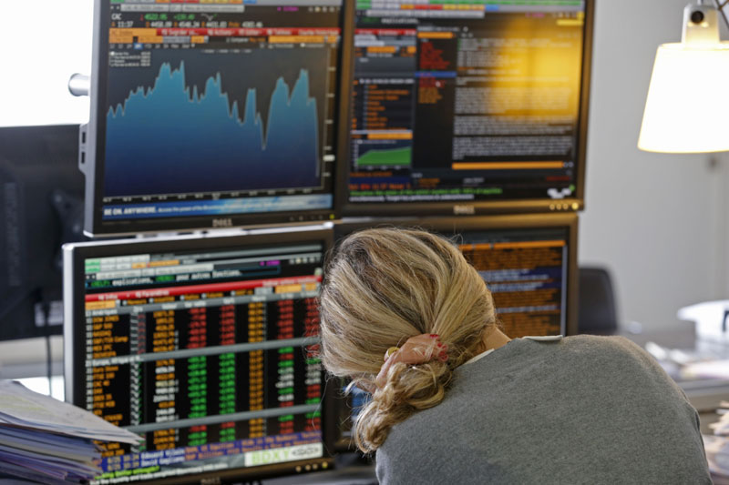 Ниже цене споро путују