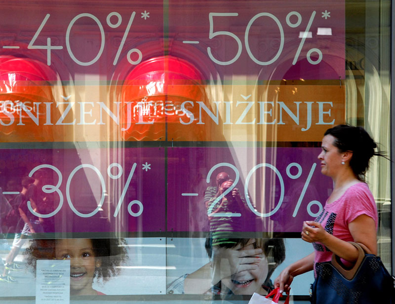 Зарађују и на распродајама