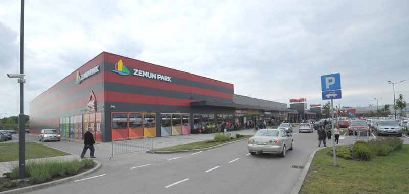 Израелци држе тржне центре!