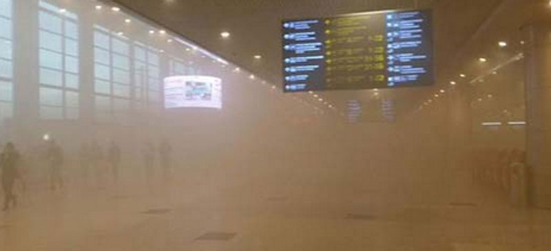 Москва: Пожар на аеродрому, евакуисано 3.000 људи