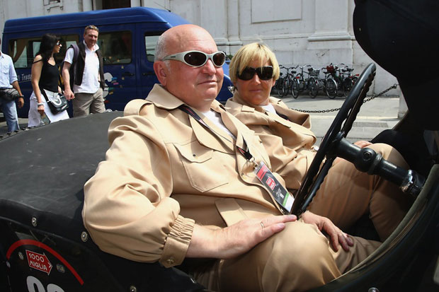 Несвакидашњи живот Јурија Лушкова