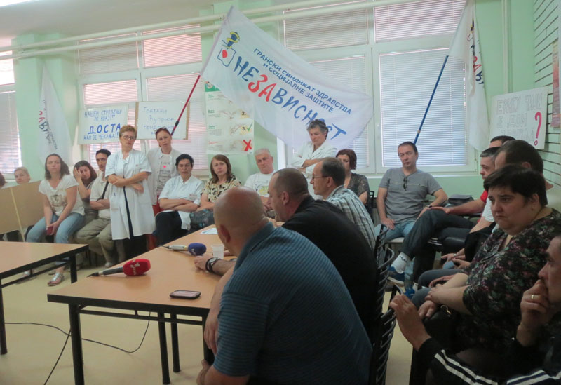 Лекарима књижице неоверене