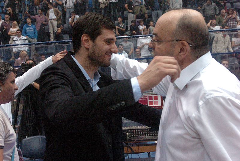 Прва одлука нове управе Партизана: Захвалница Вујошевићу, Божић и Кецман преузимају струку