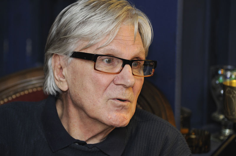 Александар Јоксимовић: Женској лепоти у част