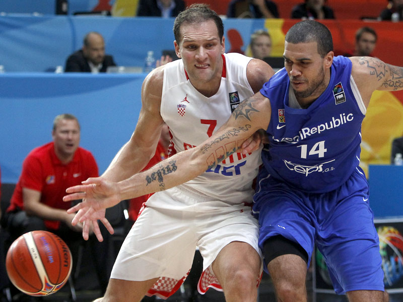 Шилб: Копирамо игру Србије!