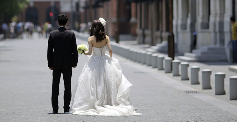 Са венчања на сто за порођаје