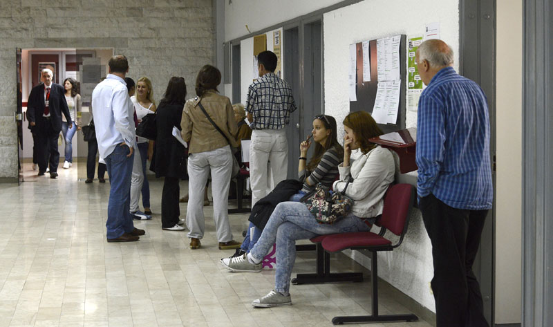 Највећа незапосленост младих у Шумадији и западој Србији