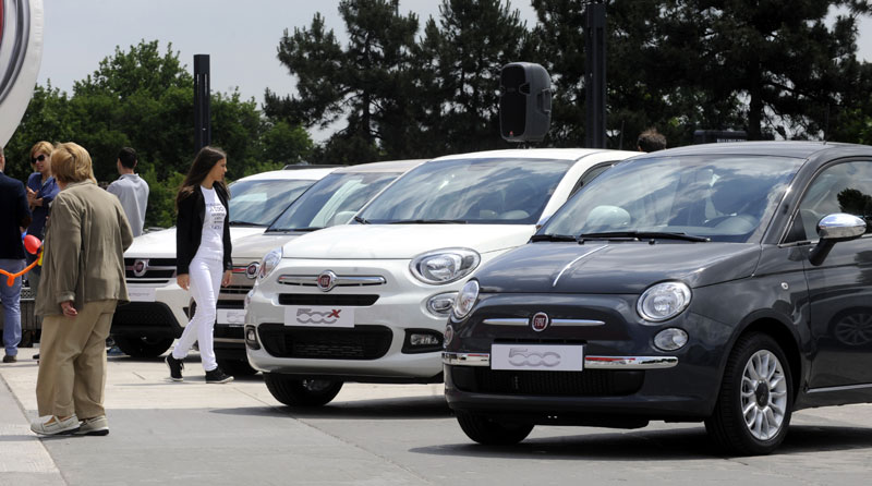 Продаја возила све мања