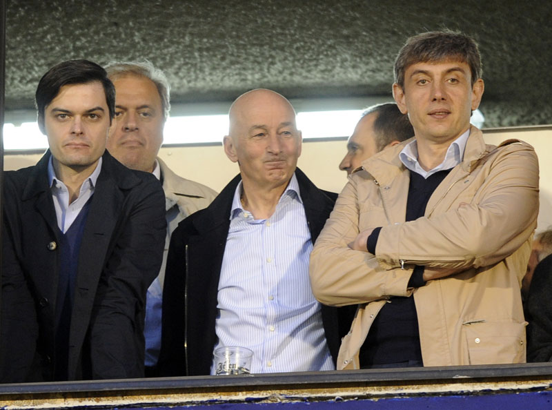 Муслин: Звезди треба један газда