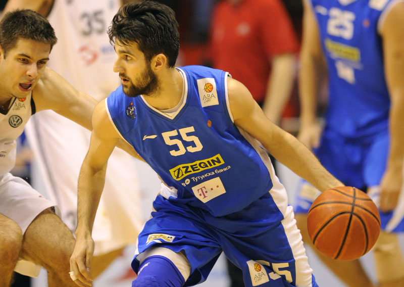 Цветковић од вечерас са Партизаном