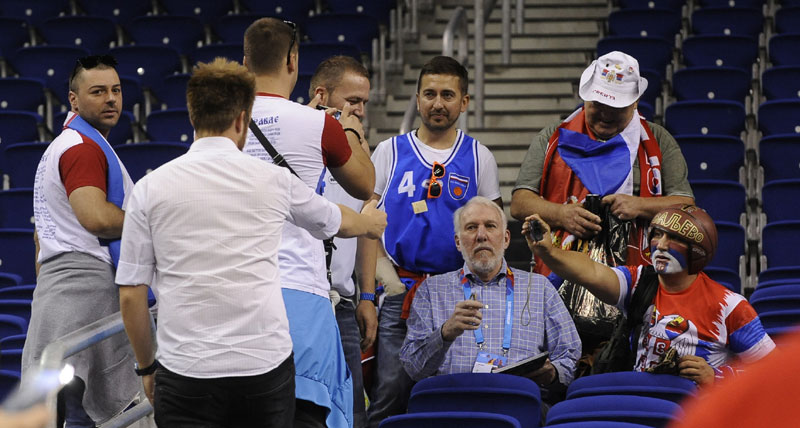 ВИДЕО: Грег Поповић се у свом стилу нашалио са новинаром