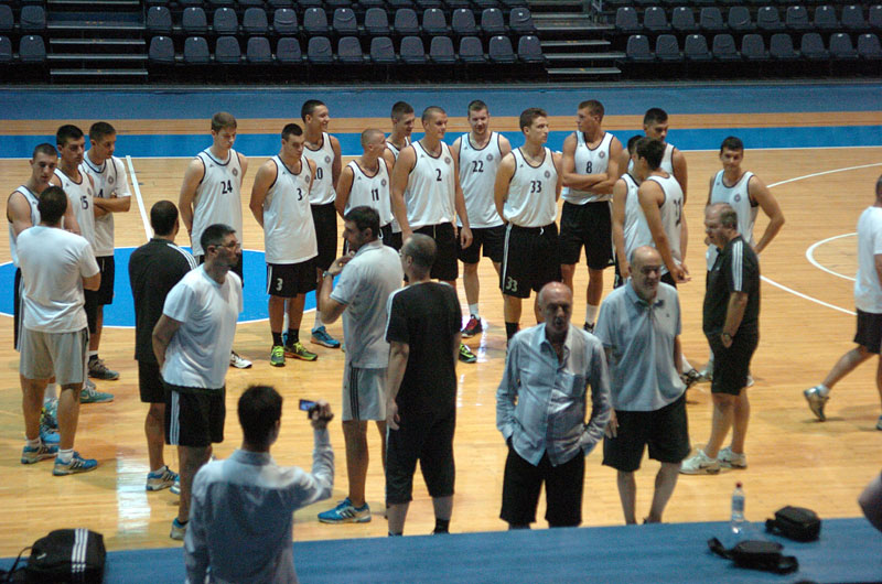 Врабац потписао за Партизан