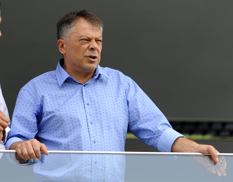 Рачун блокиран, Тончев под истрагом