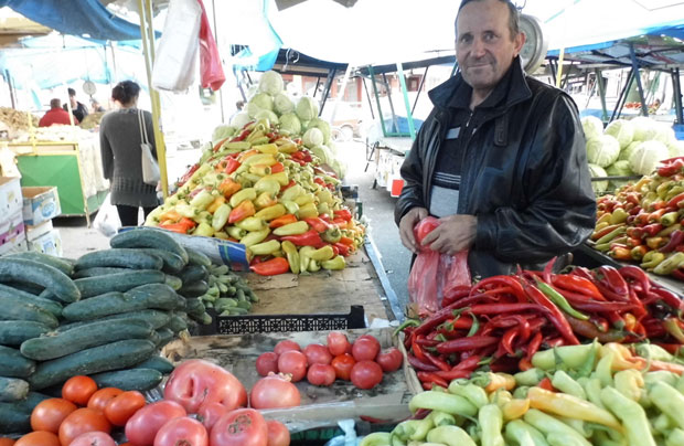 Пирот: Ајвар само на кашичицу