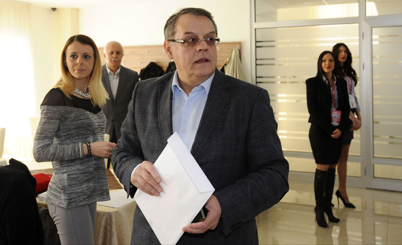 Председнички избори у Звезди до краја године: Чека се потез Човића